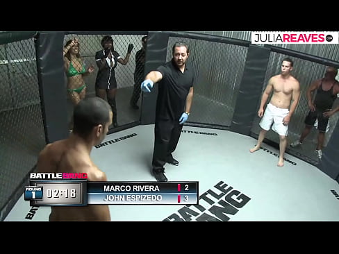 ❤️ Ultimate Fighter трахає номерну дівчину відразу після бою на рингу Порно-відео у нас ❌❤